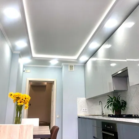Osapart Nice Apartment In A Complex Great Britain Lviv Dış mekan fotoğraf