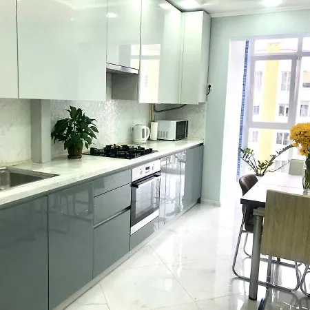 Osapart Nice Apartment In A Complex Great Britain Lviv Dış mekan fotoğraf