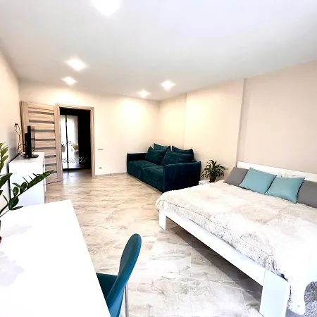 Osapart Nice Apartment In A Complex Great Britain Lviv Dış mekan fotoğraf